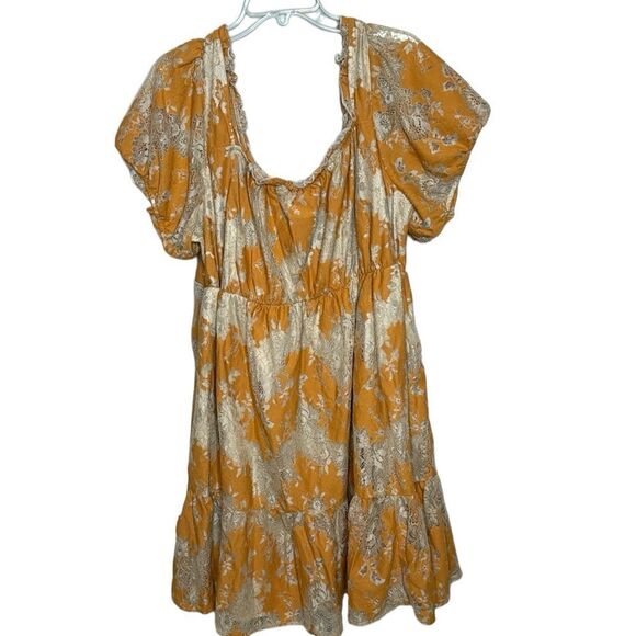 Torrid Mini Two Toned Lace Tiered Babydoll Dress. Size 3X. - Picture 4 of 14